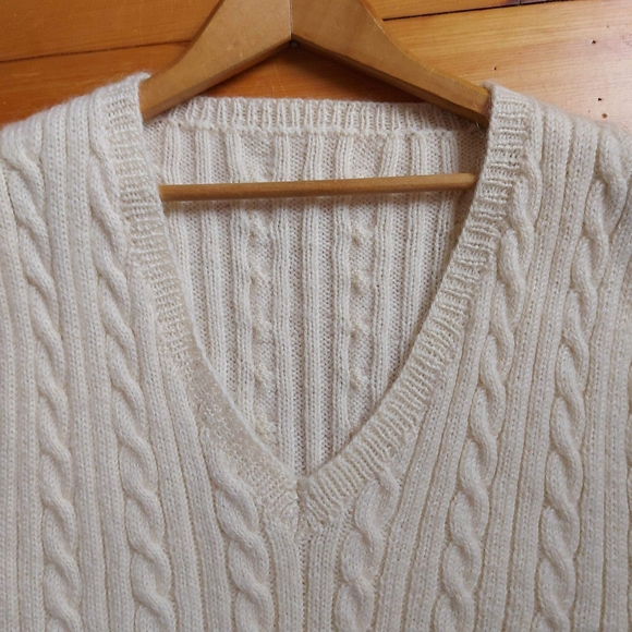 Vintage Cable Knit Sweater Vest - Picture 2 of 5